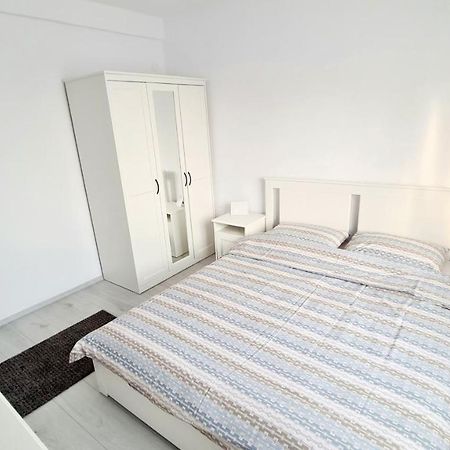 Belle Apartments - Central ピテシュティ エクステリア 写真