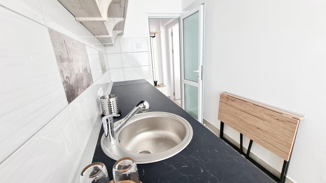 Belle Apartments - Central ピテシュティ エクステリア 写真